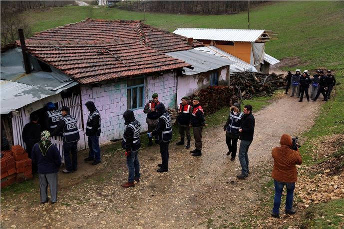 Bolu merkezli 3 ilde uyuşturucu operasyonu