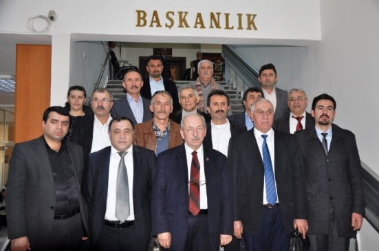 Cemevi Başkanları Tekirdağ Büyükşehir Belediye Başkanı Albayrak'ı Ziyaret Etti