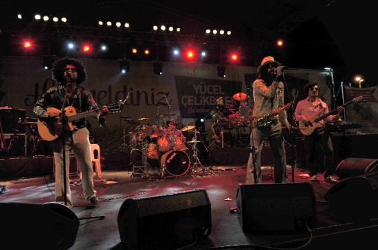 Forum Erzurum Retrobüs İle Zamanda Yolcuğa Çıkarıyor…