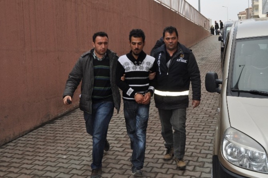 Cinayet Zanlısı Sağlık Kontrolünden Geçirildi