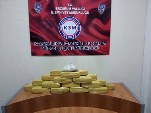 Erzurum'da 12 Kilo 633 Gram Eroin Ele Geçirildi