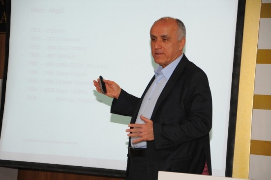 Akgül “Iş Hayatında Zeka İyi Yönetilmeli”