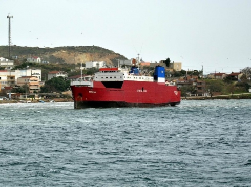 Lodos Ro-Ro Gemisini Karaya Oturttu