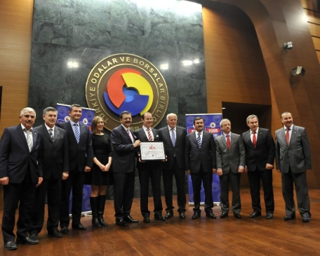 ETB Türkiye'nin En İyilerinin Arasında