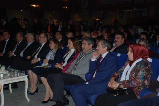 Şahinbey İlçe Kadın Kolları Kongresi Yapıldı