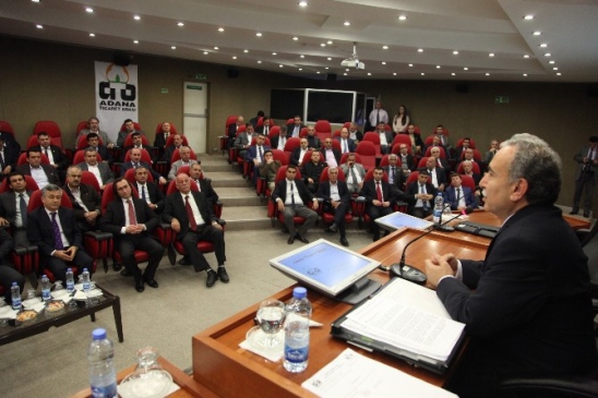 Vali Büyük ''Adana'dan Nitelikli Göçü Önleyecek Tedbirleri Almalıyız''