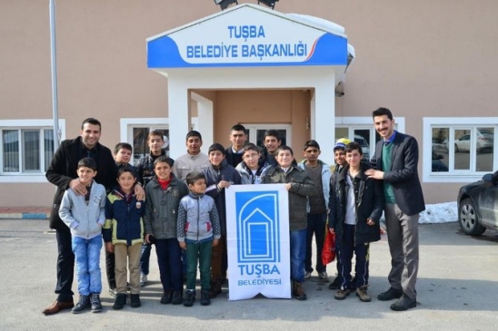 Başarılı Öğrenciler İlk Kez Havuzda Yüzdüler