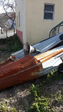 Şiddetli Lodos Alaplı'da Minareyi Yıktı