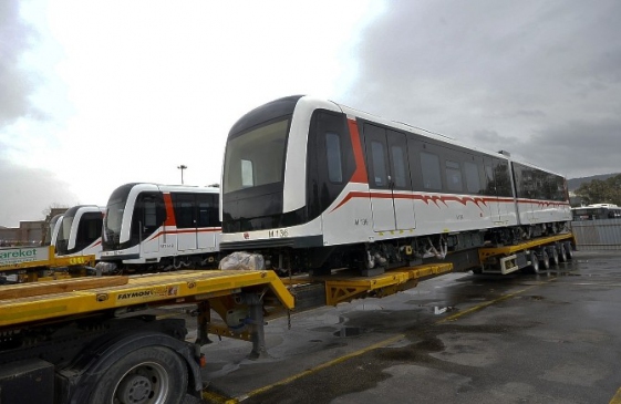 İzmir'in Yeni Vagonları Okyanusları Aştı
