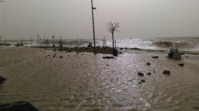 (Özel Haber) Şiddetli Lodos Silivri'yi De Vurdu