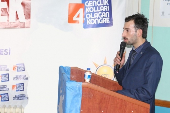 AK Parti Arapgir Gençlik Kolları'nda Murat Çakmak Yeniden Başkan Seçildi