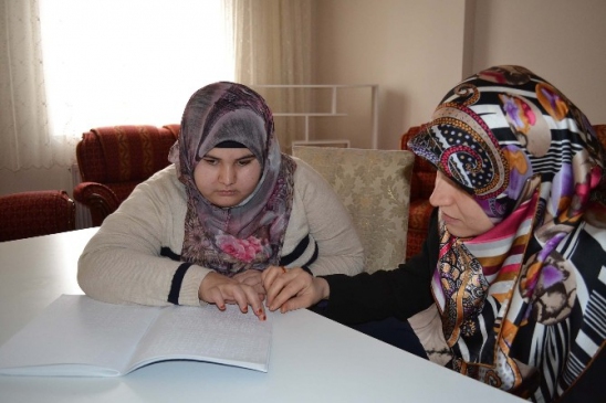 Görme Engelliler İçin Kur'an Kursu