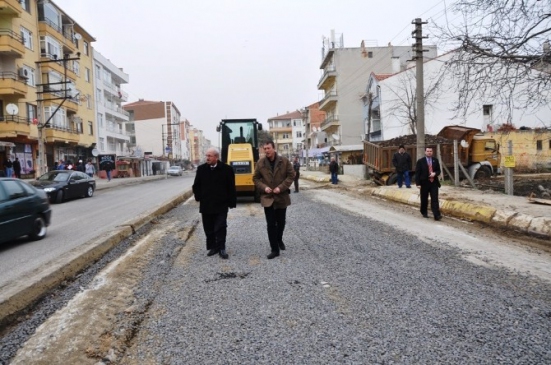 Tekirdağ Büyükşehir Belediye Başkanı Kadir Albayrak Altınova Mahallesi'nde İncelemelerde Bulundu