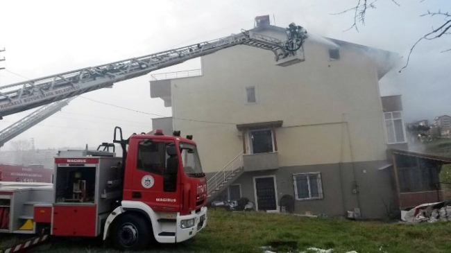 Onarım Esnasında Çatı Yandı