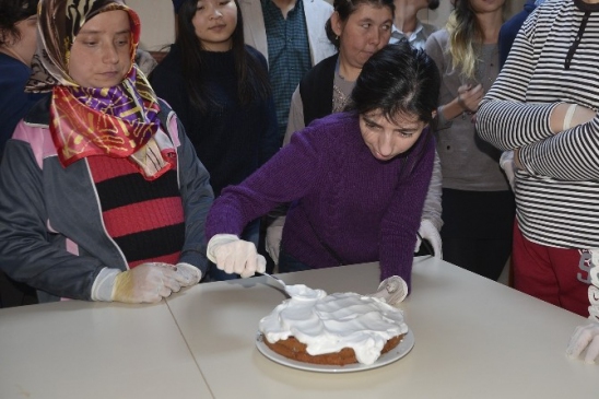 Özel Çocuklar Hünerlerini Sergilediler