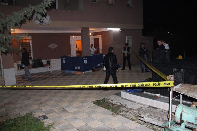 Ev sahibinin hırsızlık zanlısını vurduğu iddiası