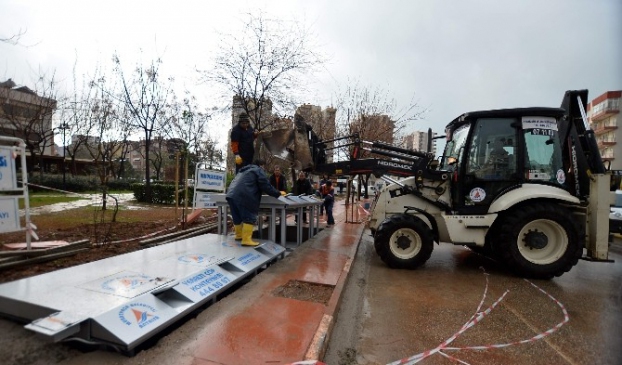 Muratpaşa Belediyesi'nden Etiler'e Yeraltı Konteyneri