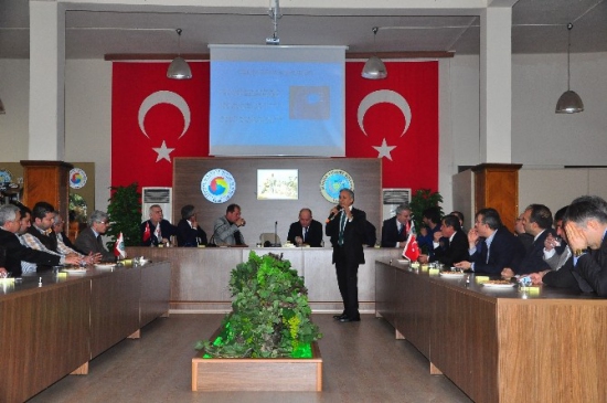 Sınavlarda Öğrencilere Şeker Yerine Üzüm Dağıtılacak