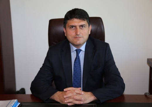 Anfi Tiyatro Altındaki İş Yerleri Yeni Görünümüne Kavuşuyor