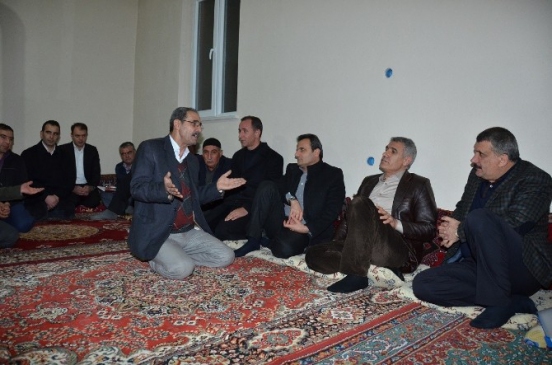 Başkan Gürkan Vatandaşların Sorunlarını Dinledi