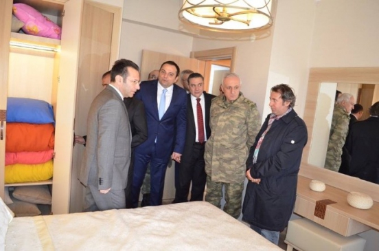 Vali Aksoy; Doğu Ve Güneydoğu'nun En Büyük Tatil Köyünü Gezdi