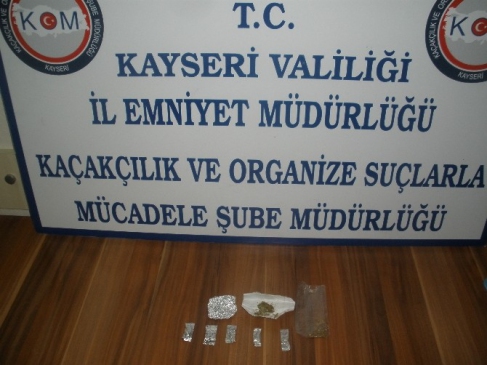 Uyuşturucu Tacirleri Tutuklandı