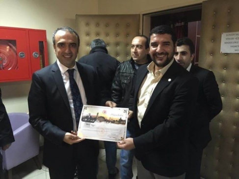 İçten'den Çözüm Sürecine Destek Verenlere Onur Belgesi