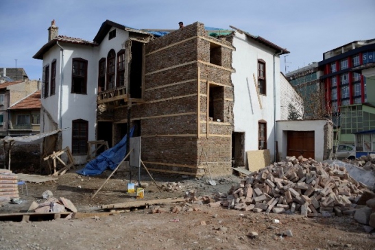 Meram'da Sarıgüzel Evi Restore Ediliyor