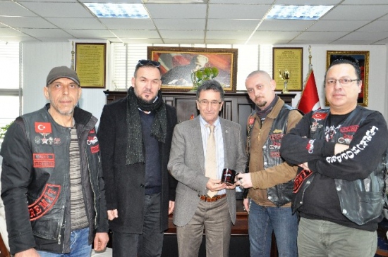 Motosikletçilerden Başkan Saka'ya Ziyaret