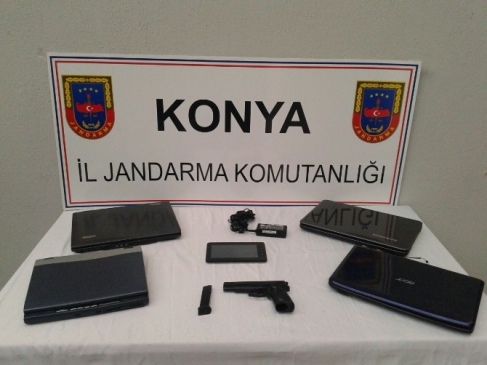 Cihanbeyli'de Ev Hırsızları Yakalandı