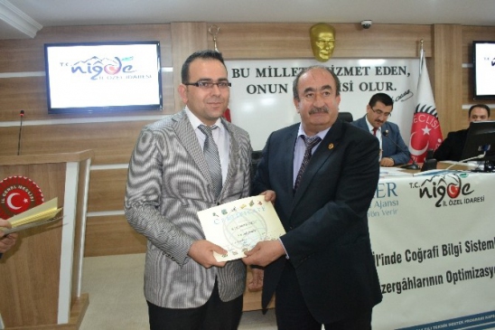 Proje Mimarlarına Sertifika Verildi