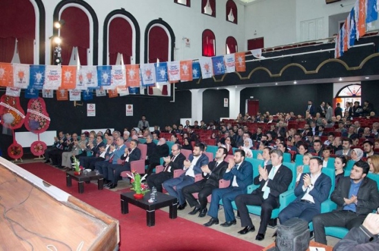 AK Parti Mudanya Gençlik Kolları'nda Dursun Başkanlığa Seçildi