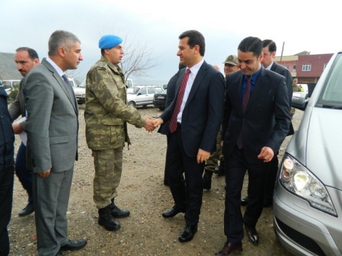 Batman Valisi Azmi Çelik Korucularla Bir Araya Geldi