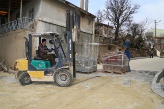 Kırklareli'de Yol Düzenleme Çalışmaları Devam Ediyor