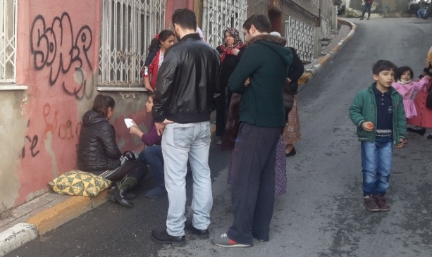 Hamile Kadına Sokak Ortasında Bıçaklı Saldırı