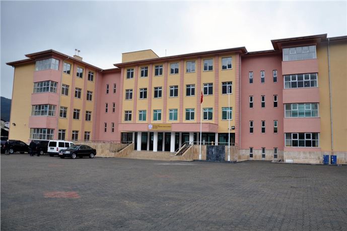 ''Eğitim dede'' hayatını kaybetti