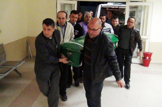 3 İşçinin Cenazesi Adli Tıp Kurumuna Gönderildi