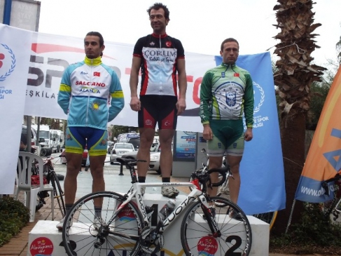 Bisikletçilerin ‘Gümüş' Sevinci