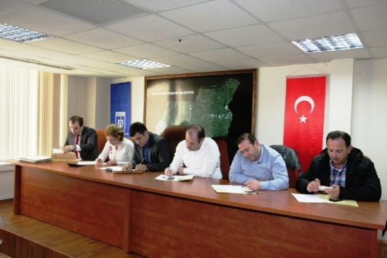 Körfez Grup Köy Yolu İhalesi Yapıldı