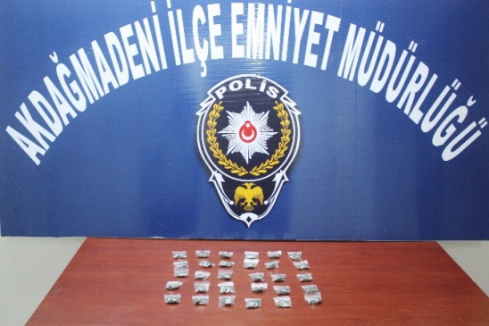 Üzerinden Fişek Haline Getirilmiş Esrar Çıktı