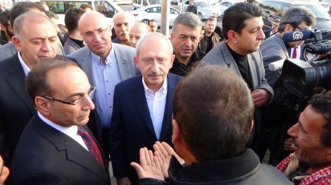 Kemal Kılıçdaroğlu İşçi Ve Esnafları Ziyaret Etti