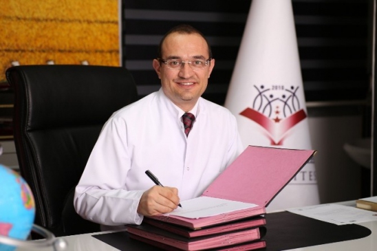 En Genç Profesör AK Parti'den Siyasete Giriyor