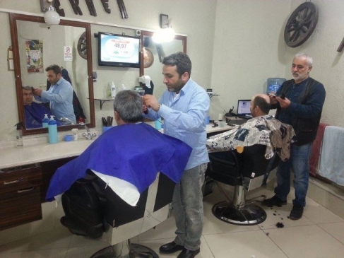 Düzce'de Kuaförler Dertli