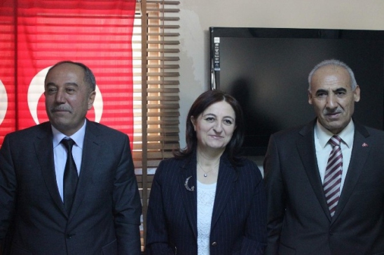 MHP 25. Dönem Milletvekilliği İçin Kırşehir'de İlk Kadın Aday Adayını Tanıttı