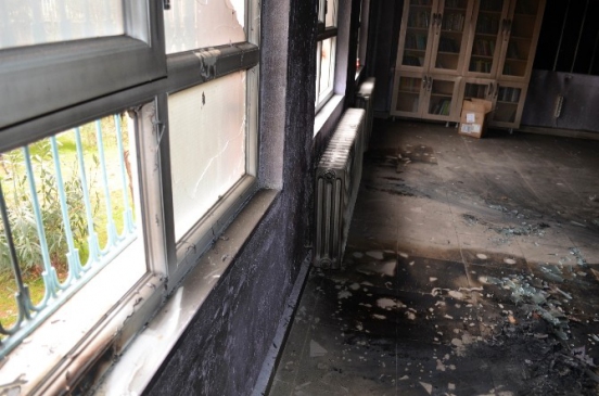 Mardin'de Okul Binası Ateşe Verildi