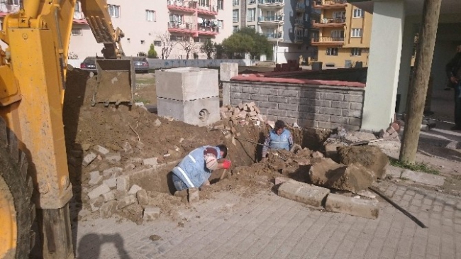 İncirliova Cumhuriyet Mahallesi'nde Yeni Konutlara Kanalizasyon Bağlantısı Yapıldı