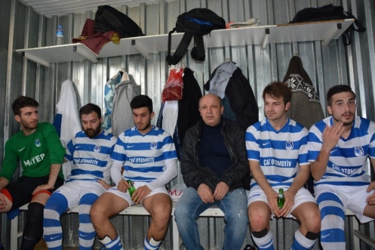 Yunusemre Belediyespor Şampiyonluğunu İlan Etti