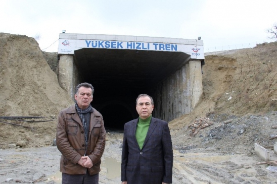 Demirel Hızlı Tren Şantiyelerini Gezdi