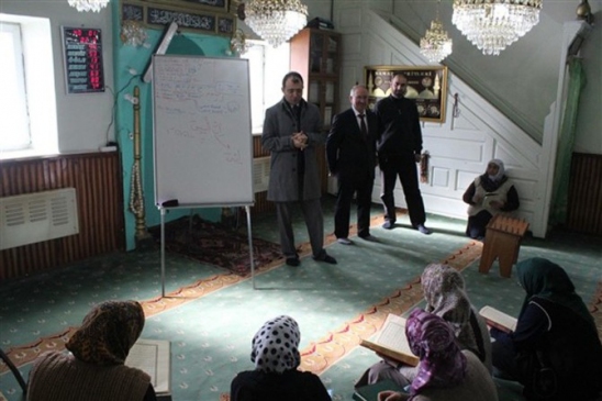 Selim Kaymakamı Dolu “Bilge Kadın Güçlü Kadın” Projesiyle Açılan Kursları Ziyaret Etti