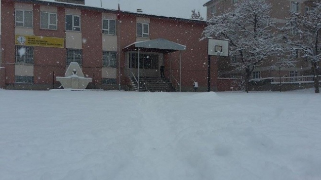 Aşkale'de Kar Tatili